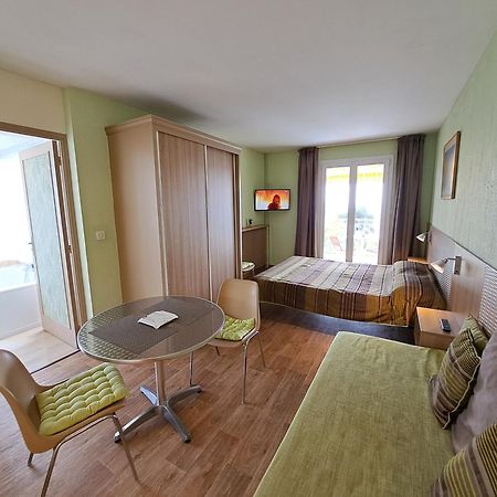 Residence Veles Plage Cannes Exteriör bild