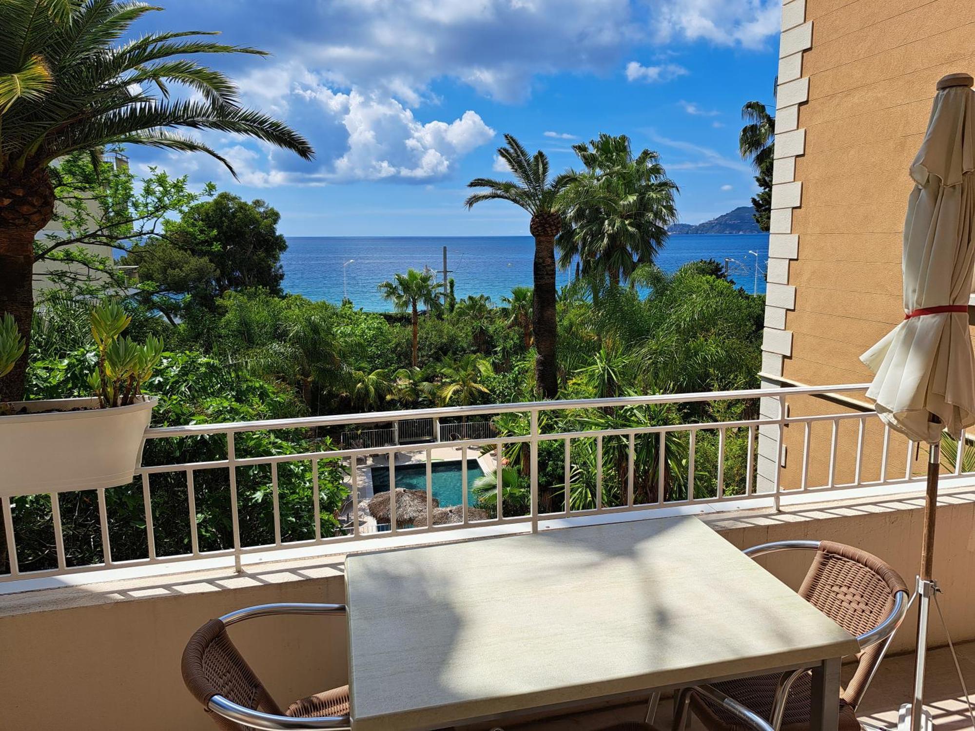 Residence Veles Plage Cannes Exteriör bild